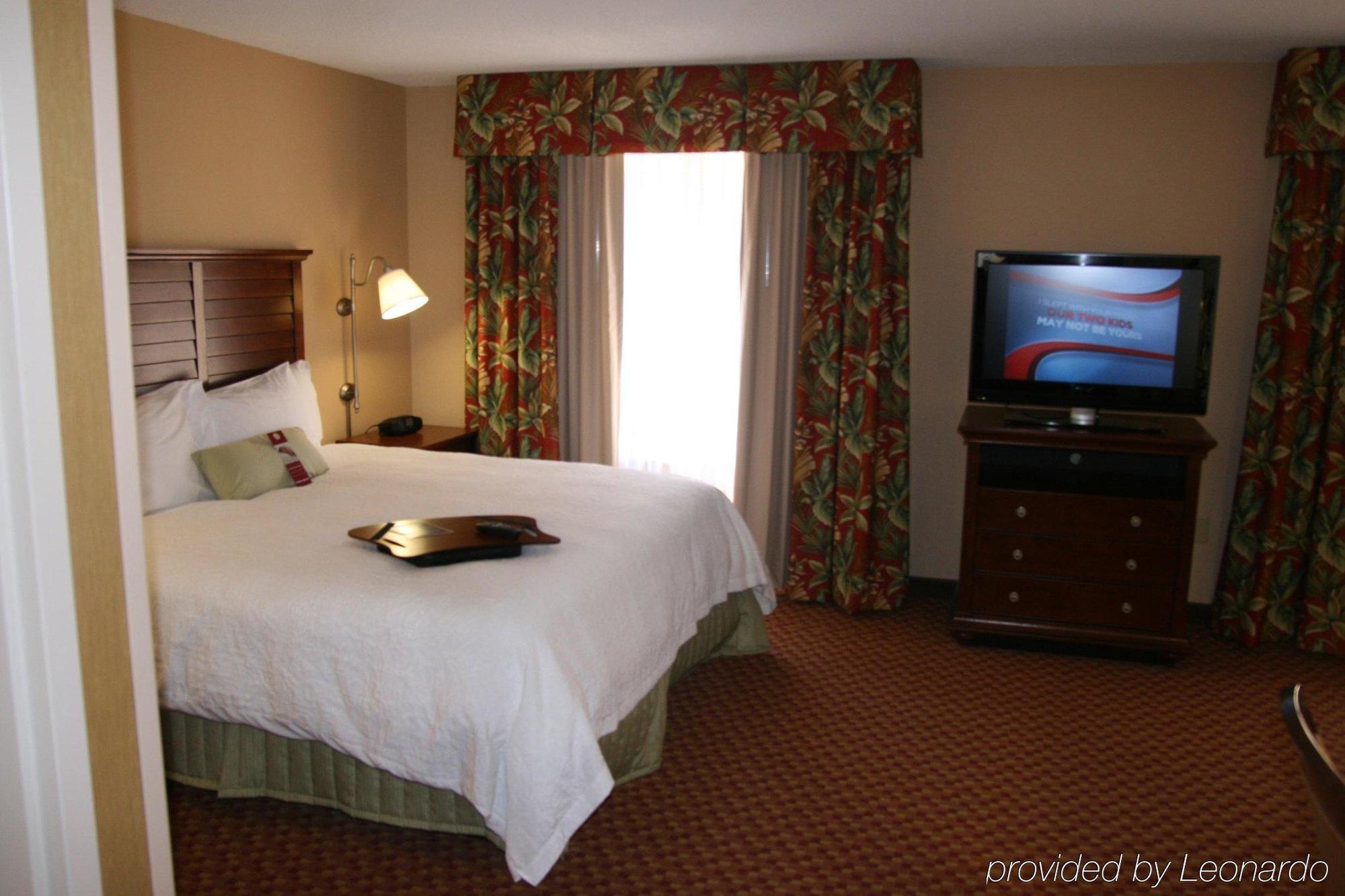 Hampton Inn & Suites Florence-North-I-95 Room photo